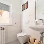 Newly Renovated Sirius Apartmán
